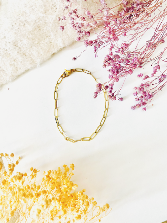 Sun-kissed links - Delicate paper chain bracelet (white gold)